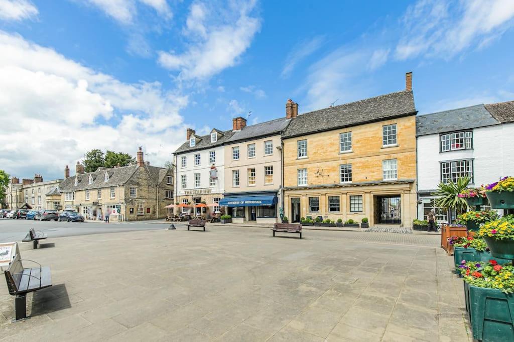 Oxfordshire Living - The Vanbrugh Apartment - Woodstock Eksteriør billede